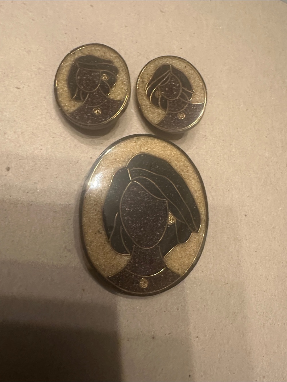 Vintage artisan gold and Black Portrait Cameo Pin and Earring Set